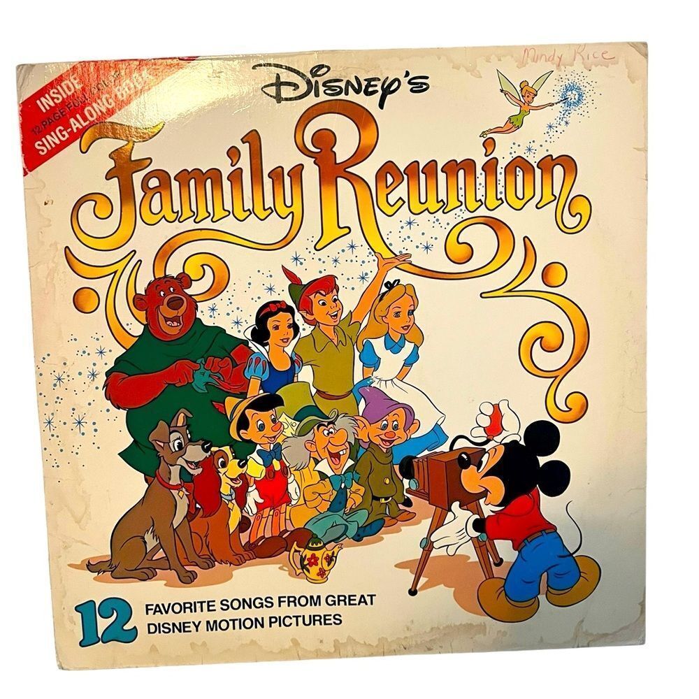 VINTAGE DISNEYS FAMILY REUNION LP 12”‎ SOUNDTRACK W SING ALONG BOOK VINYL RECORD